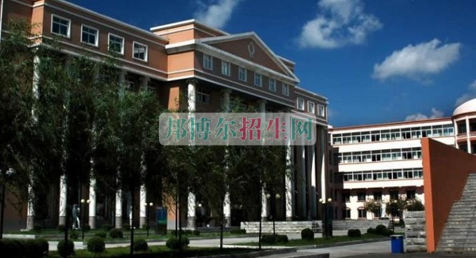 中?？即髮W(xué)怎么考