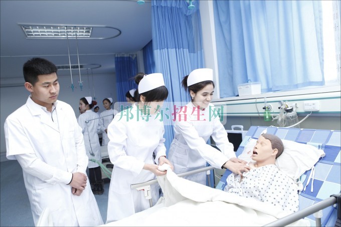 成都哪里有護理學(xué)校