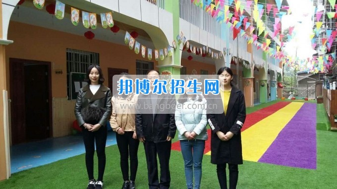 南充師范學(xué)校蔡禮儒校長赴高坪、嘉陵參加實(shí)習(xí)就業(yè)基地掛牌并看望實(shí)習(xí)生