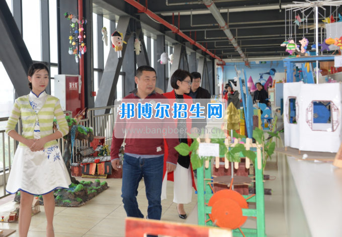2017年西南科技大學(xué)黨委副書記張強一行到川南幼兒師范高等?？茖W(xué)?？疾? width=