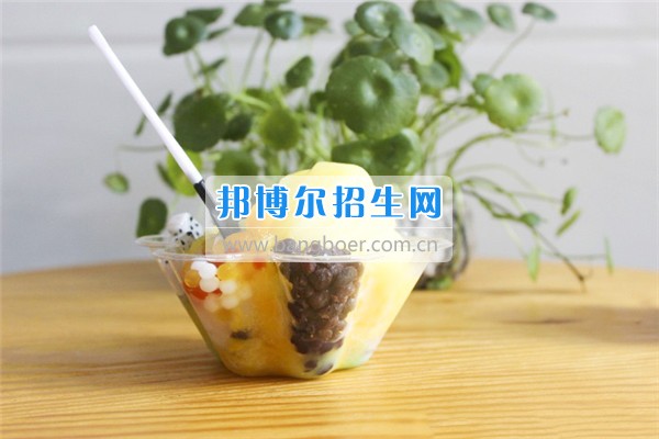 成都希望航空職業(yè)學(xué)校美味冷飲大曝光！據(jù)說，正數(shù)第三的是同學(xué)們最喜愛的冷飲！