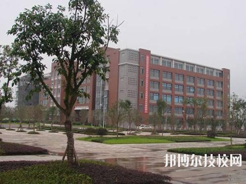 武漢鐵路橋梁職業(yè)學(xué)院2020年報(bào)名條件、招生要求、招生對(duì)象