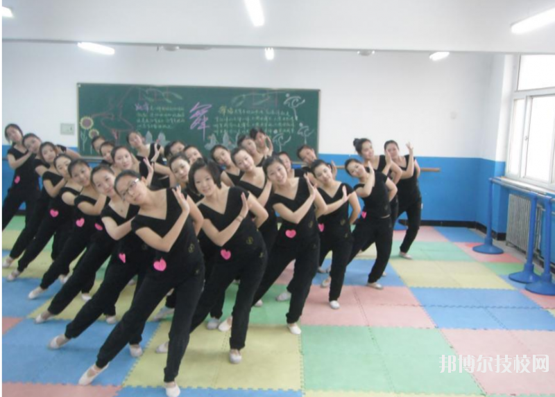 長(zhǎng)順中等職業(yè)學(xué)校2020年學(xué)費(fèi)、收費(fèi)多少