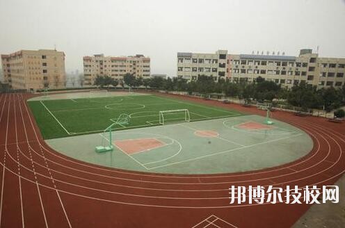 重慶第一財貿(mào)學校怎么樣、好不好