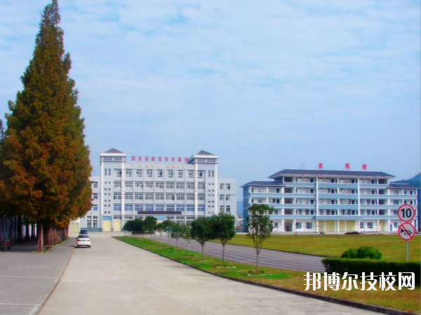 石泉縣職業(yè)教育中心2020年報(bào)名條件、招生要求、招生對(duì)象