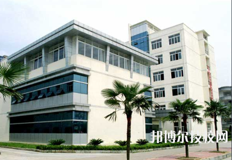江西化學(xué)工業(yè)高級技工學(xué)校2020年報名條件、招生要求、招生對象