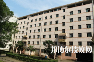 江西輕工業(yè)高級技工學校怎么樣、好不好