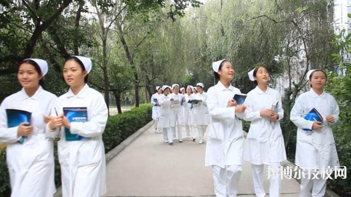  重慶渝東衛(wèi)生學(xué)校2020年報(bào)名條件、招生要求、招生對(duì)象