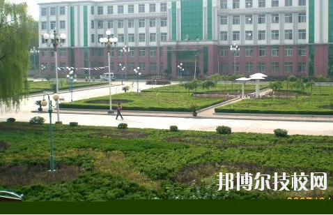 樂清市職業(yè)中等專業(yè)學校2020年報名條件、招生要求、招生對象