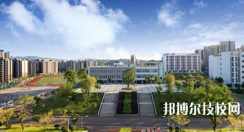 宜賓市翠屏區(qū)天成職業(yè)技術(shù)學(xué)校2020年報名條件、招生要求、招生對象