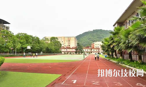 重慶微電子工業(yè)學校怎么樣、好不好