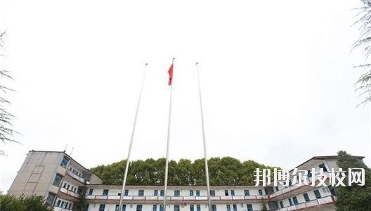 貴陽鐵路工程學校2020年報名條件、招生要求、招生對象
