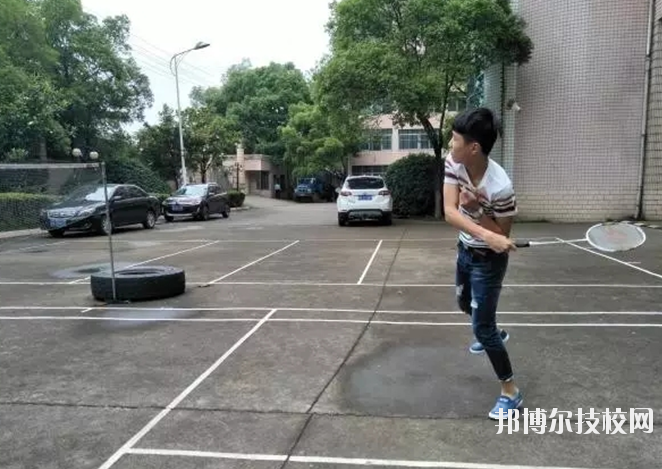 江西新興產(chǎn)業(yè)工程學(xué)校2020年報(bào)名條件、招生要求、招生對(duì)象