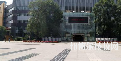 武威西牛職業(yè)技術(shù)學(xué)校2020年報(bào)名條件、招生要求、招生對象