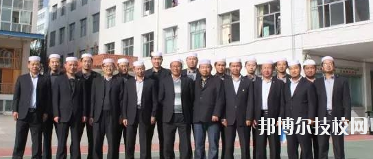 臨夏外國語學(xué)校2020年報(bào)名條件、招生要求、招生對(duì)象