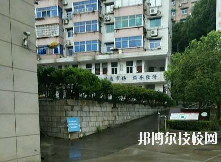 富陽技工學(xué)校怎么樣、好不好