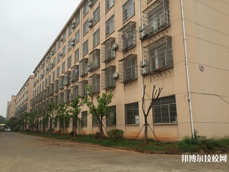 吉安信息工程學(xué)校怎么樣、好不好