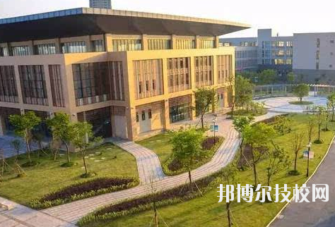 浙江科技工程學(xué)校怎么樣，好不好