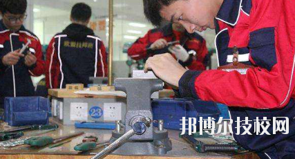 蘭州電子工業(yè)學(xué)校2020年學(xué)費、收費多少