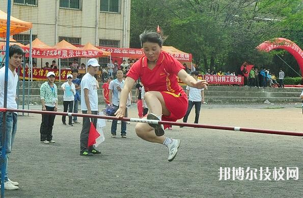 貴州化學(xué)工業(yè)學(xué)校2020年報(bào)名條件、招生要求、招生對(duì)象