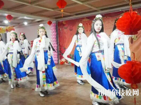 安康高新中等職業(yè)學校2020年報名條件、招生要求、招生對象 