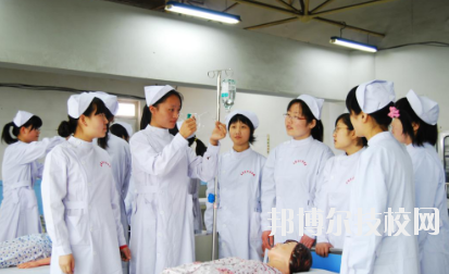重慶藥劑學(xué)校2020年報(bào)名條件、招生要求、招生對象