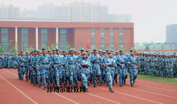 江西廬山旅游中等專(zhuān)業(yè)學(xué)校怎么樣、好不好