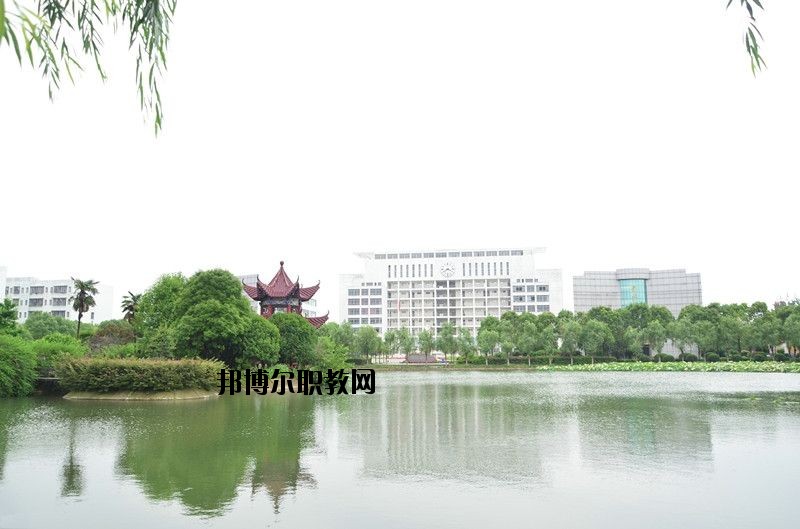 仙桃理工中等專業(yè)學校怎么樣、好不好