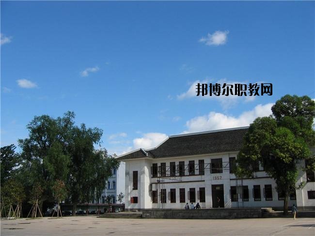 四川省儀隴縣柳埡職業(yè)中學(xué)2020年報名條件、招生要求、招生對象