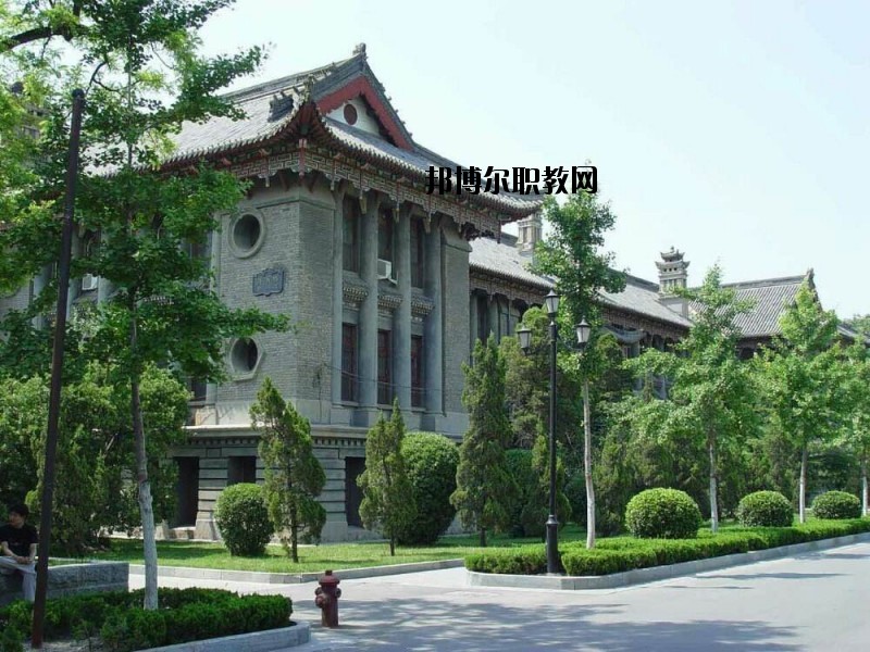 鶴峰職業(yè)技術(shù)學(xué)校2020年有哪些專(zhuān)業(yè)