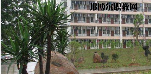 靈山職業(yè)技術學校怎么樣、好不好