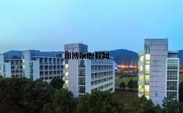 平陽縣職業(yè)中等專業(yè)學校怎么樣，好不好