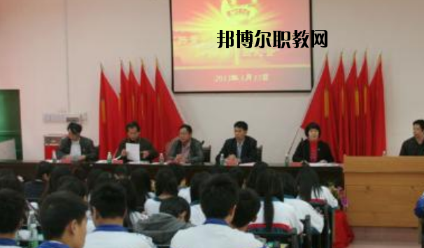 廣東工業(yè)高級(jí)技工學(xué)校怎么樣、好不好