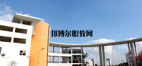 湖州藝術(shù)與設(shè)計(jì)學(xué)校怎么樣，好不好