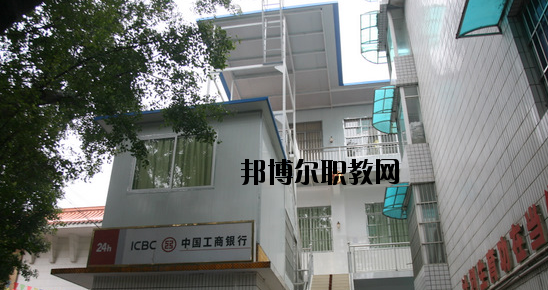 廣西商貿(mào)高級(jí)技工學(xué)校怎么樣、好不好