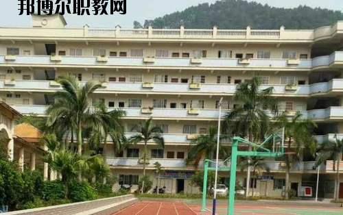 梧州西南中等專業(yè)學(xué)校2020年報名條件、招生要求、招生對象