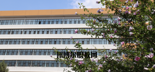 甘肅工業(yè)技師學(xué)院怎么樣、好不好
