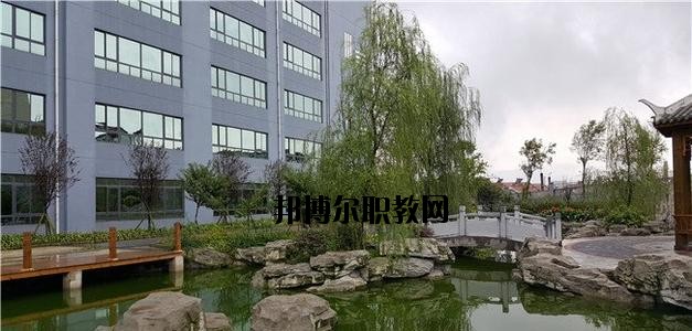 息烽縣職業(yè)技術(shù)學(xué)校2020年報名條件、招生要求