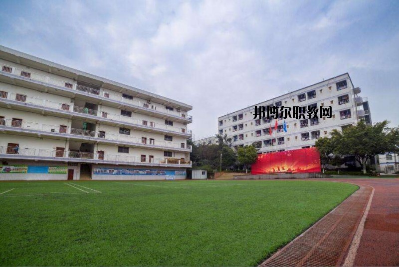 萍鄉(xiāng)公關職業(yè)中等專業(yè)學校怎么樣、好不好