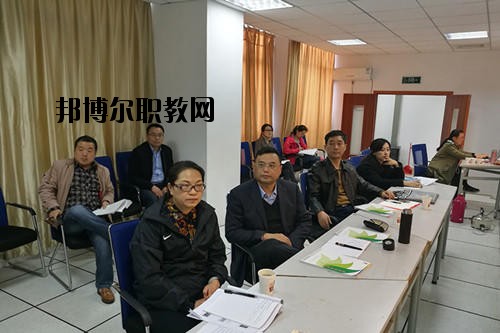 通?？h職業(yè)高級中學(xué)地址在哪里