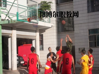 新平縣職業(yè)高級中學(xué)怎么樣、好不好