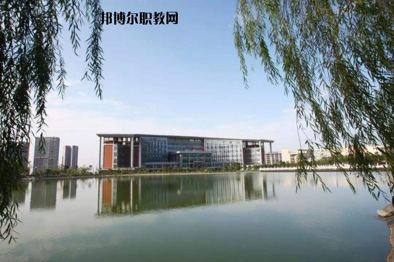 麻城順河高級職業(yè)中學怎么樣、好不好
