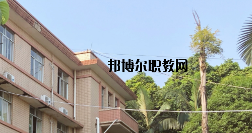 廣西工貿(mào)職業(yè)技術(shù)學(xué)校怎么樣、好不好