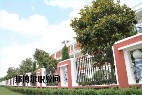 景德鎮(zhèn)理工職業(yè)學(xué)校2020年報(bào)名條件、招生要求、招生對象