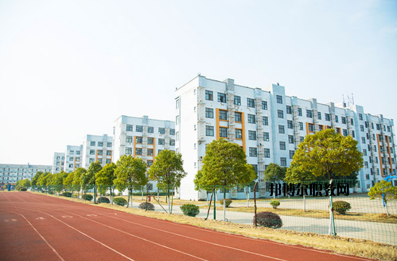 南昌運輸職業(yè)技術(shù)學(xué)校怎么樣、好不好
