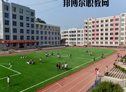 商丘商貿(mào)學(xué)校2021年報名條件、招生要求、招生對象