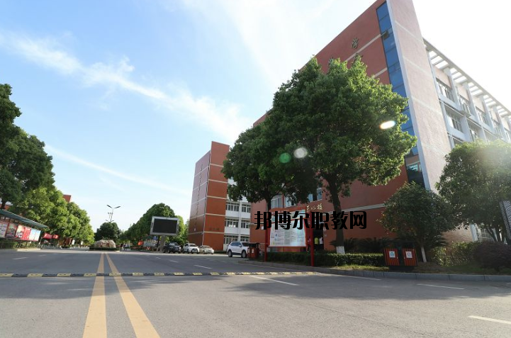 江陵職教中心2020年報名條件、招生要求、招生對象