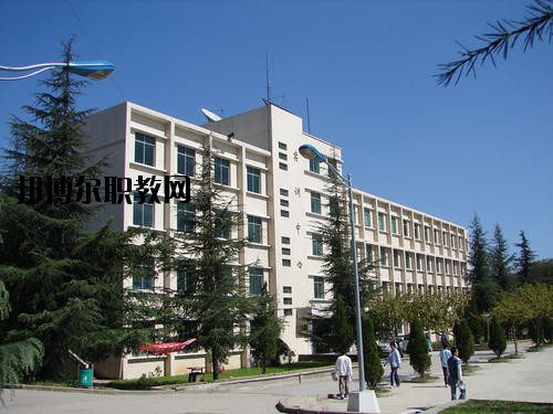 清鎮(zhèn)市衛(wèi)生職業(yè)技術(shù)學(xué)校2020年報(bào)名條件、招生要求、招生對象
