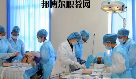 四川成都衛(wèi)生學校2020年報名條件、招生要求、招生對象