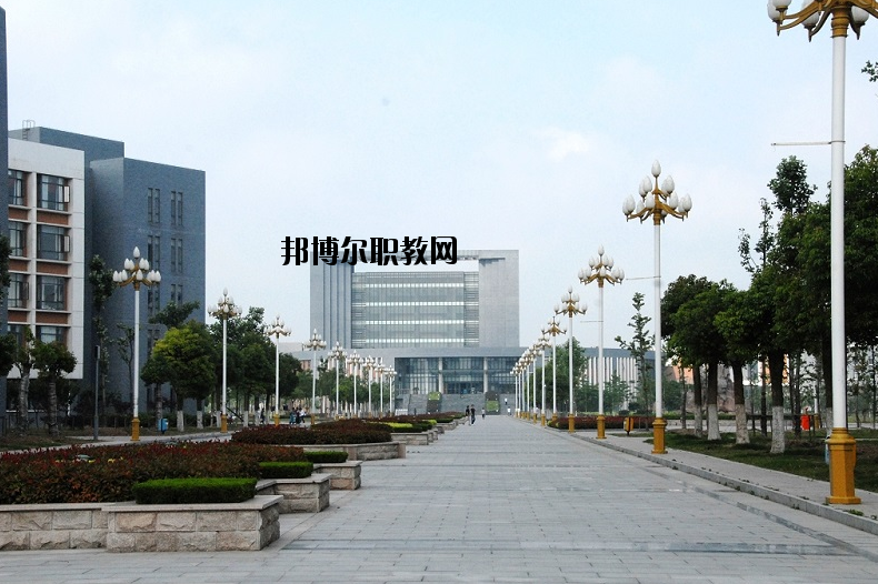 鹽城師范學(xué)院怎么樣、好不好